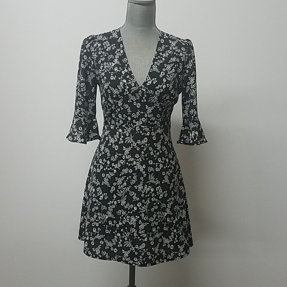 Floral mini dress - Picture 4 of 7